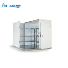 Caminhada na sala de armazenamento a frio